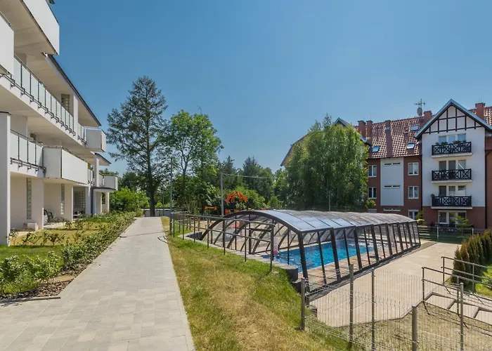 Apartamenty Sun & Snow Baltic Garden Z Basenem I Placem Zabaw